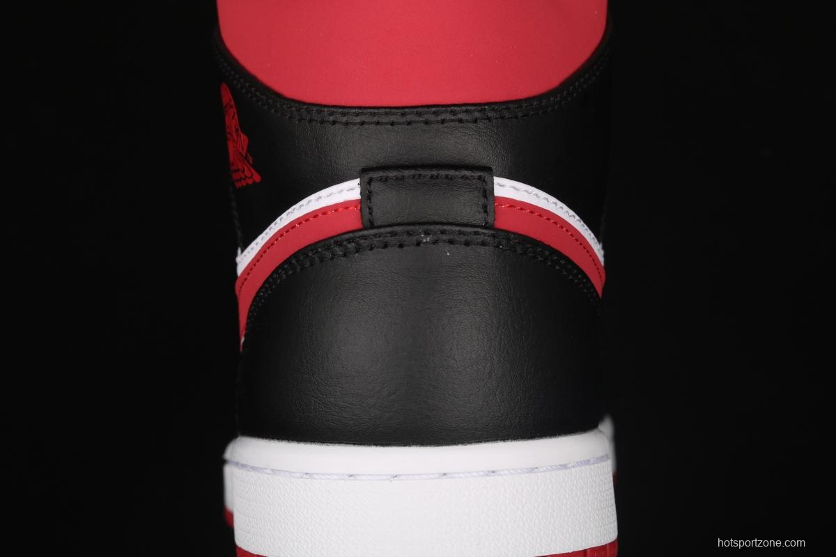Air Jordan 1 Mid SE black, white and red 554724-122