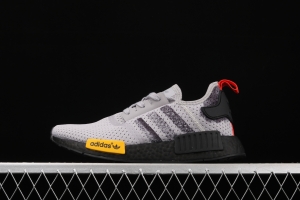 Adidas NMD R1 Boost FV3986's new really hot casual running shoes