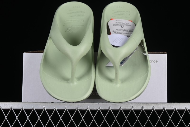 New Balance NB x TAW&TOE Collaboration Green Ultra-Soft Cloud Cushion Beach Casual Flip Flops - SD5601GIG