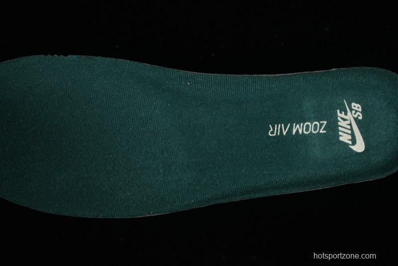 Nike SB Dunk Low "Hyper Royal" Leonardo Teenage Mutant Ninja Turtles Skate Shoes - HF3704-001