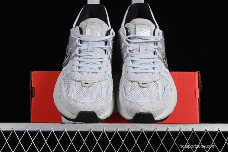 Nike Runtekk Run Retro Low-Top Running Shoes with Cushlon Midsole and Anti-Slip Design - FN6703-002