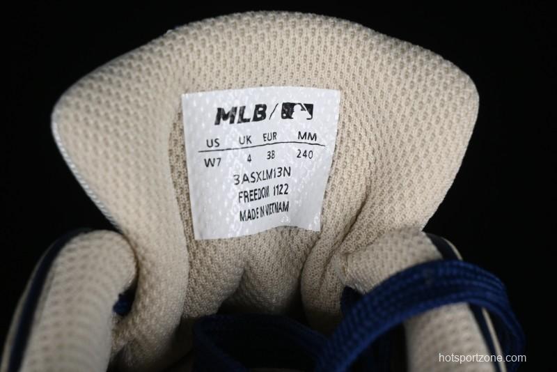 MLB Chunky Liner New York Yankees Lightweight Platform Sneakers with 6cm Height Increase - 3ASXLM13N43BGL