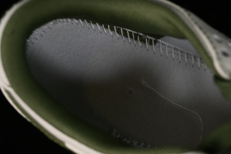 Nike SB Dunk Low Supreme Collaboration - Military Green Double Swoosh Anniversary Custom Low-Top Casual Sneakers - XX2025-319