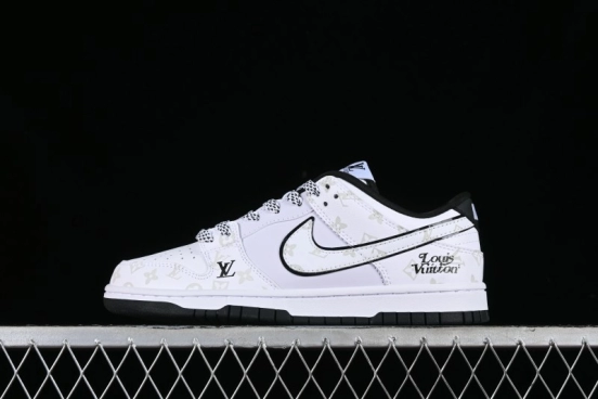 Nike SB Dunk Low Skateboarding Shoes - XH1733-006