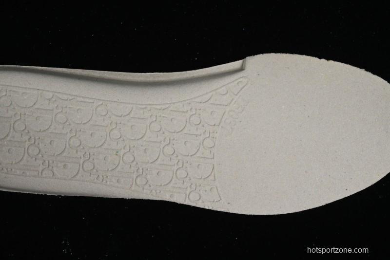 Dior B30 Sneakers with Reflective CD30 Logo and Lightweight Rubber Sole - CD30