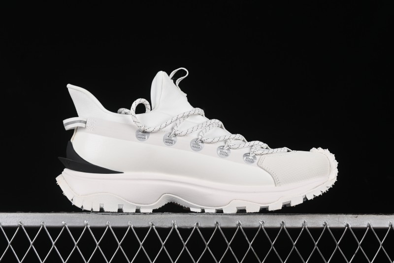 Moncler Trailgrip GTX Mountain Outdoor Shoes with Anti-Tear Material - M00240M3457