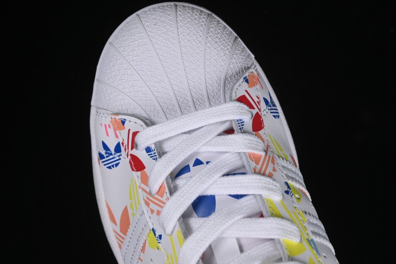 Adidas Superstar H00183 Casual Sneakers with Shell Toe Design - H00183