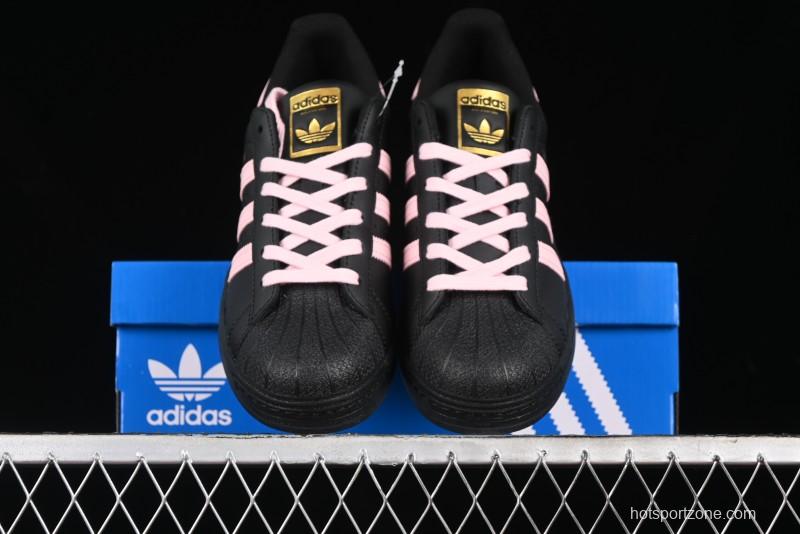 Adidas Superstar EG4959 Casual Sneakers with Shell Toe Design