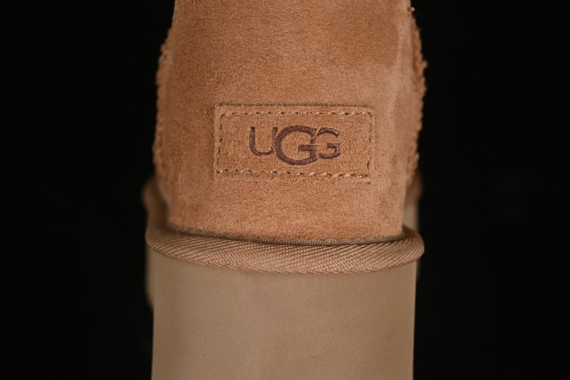 UGG Mini Bailey Button II Chelsea Boots with Chunky Platform - 1158051