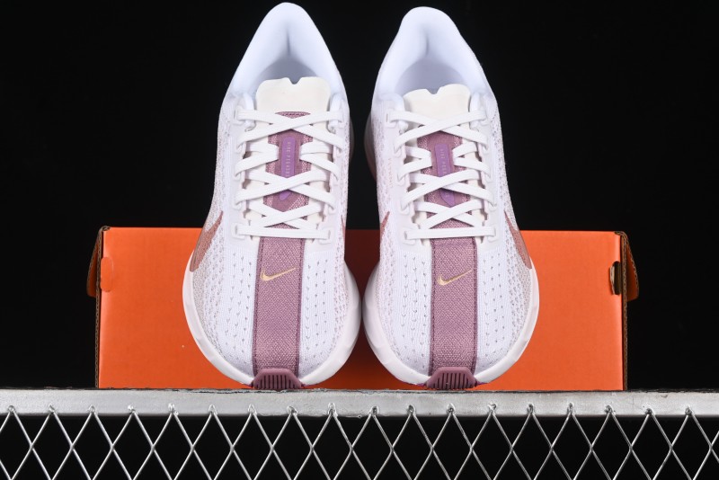 Nike Air Zoom Pegasus 35 Running Shoes with Zoom Air Cushion and Breathable Engineered Mesh - FQ7261-108