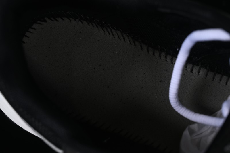Dior B30 Sneakers with Reflective CD30 Logo and Lightweight Rubber Sole - CD30
