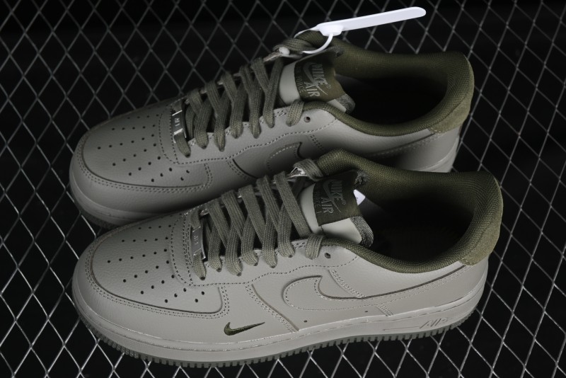 Nike Air Force 1 '07 Low Casual Sneakers with Full-Length Air Cushion - HM9483-300