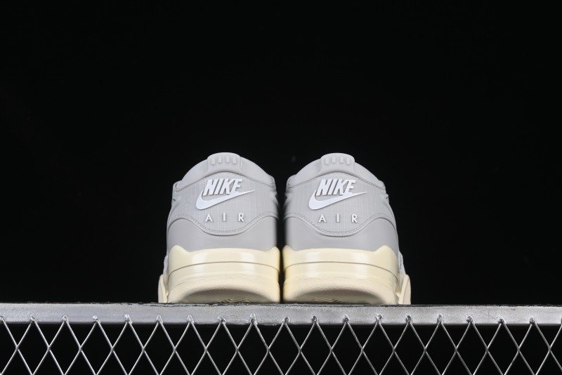 Nike Air Jordan 4 Remastered Sneakers with Textile Mesh Leather and Suede Upper - FQ7940-001