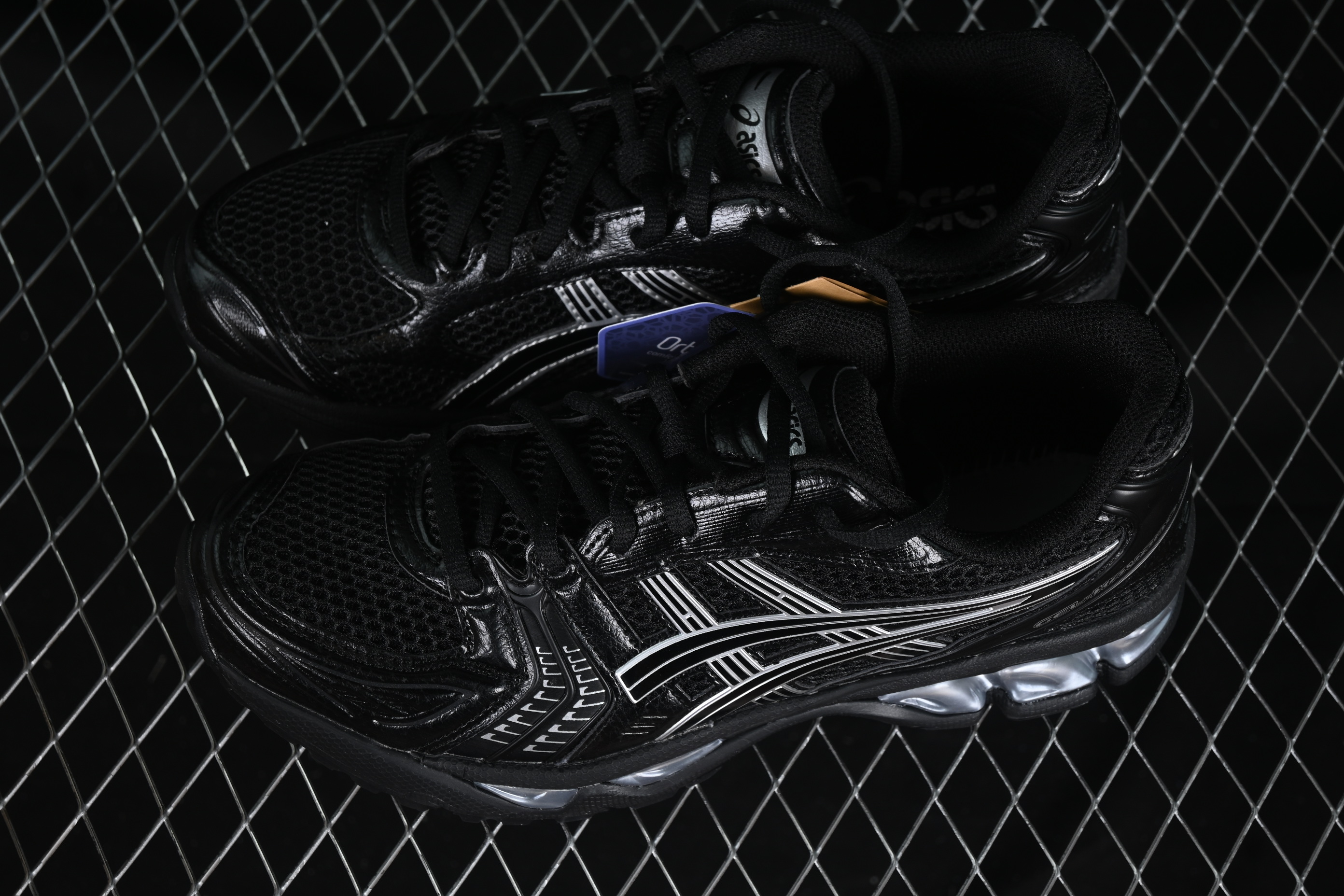 Asics Gel-Kinsei OG Black/White Running Shoes