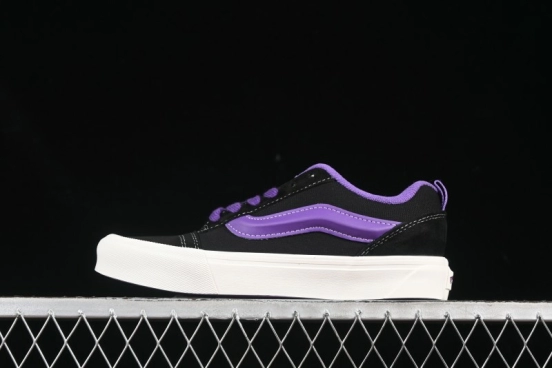 Vans Knu Skool Low-Top Retro Chunky Sneakers - VN0009QCBLK
