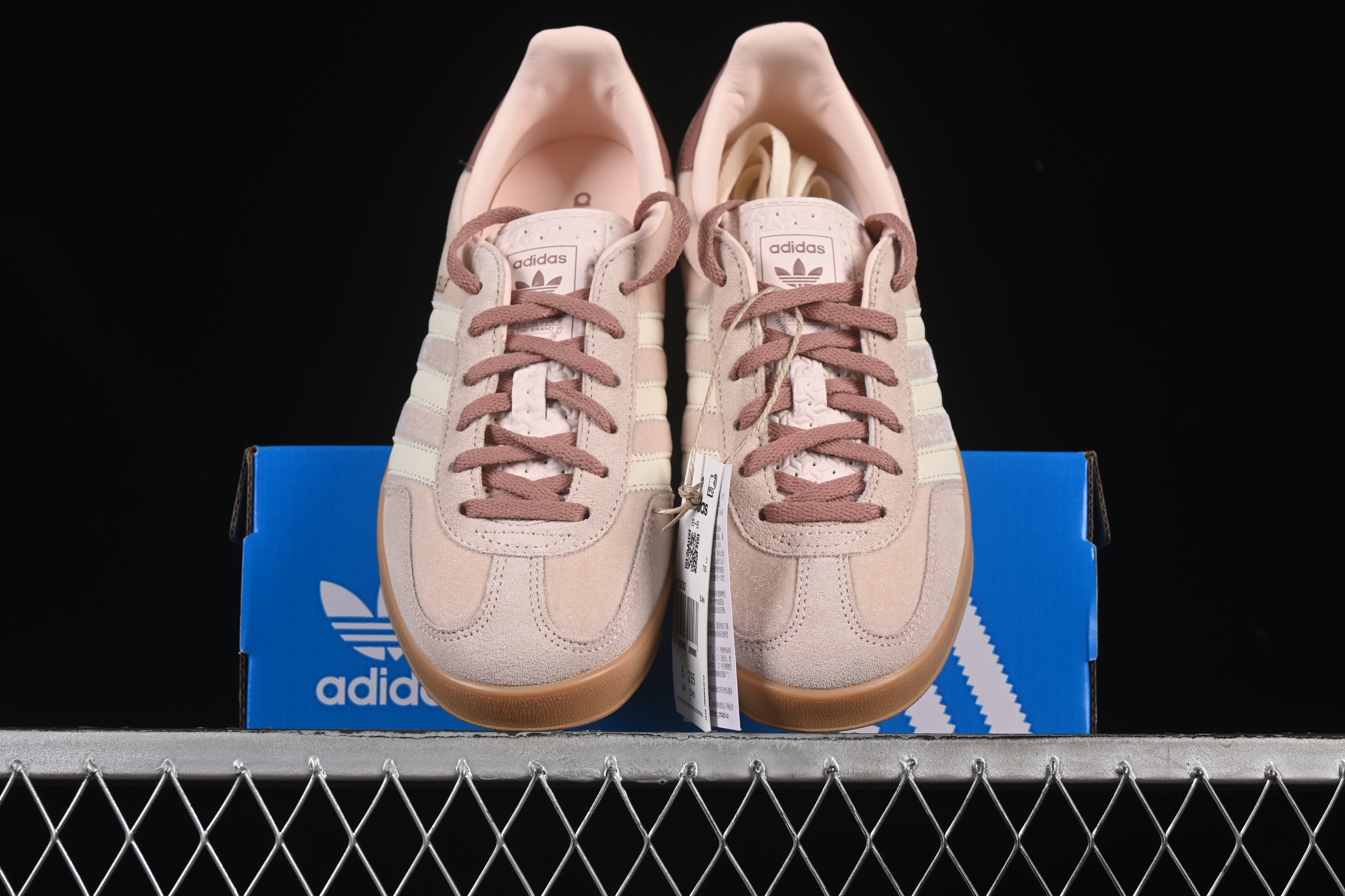 Adidas Originals Gazelle Indoor Retro Casual Slip-Resistant Wear-Resistant Low-Top Sneakers - JR0232