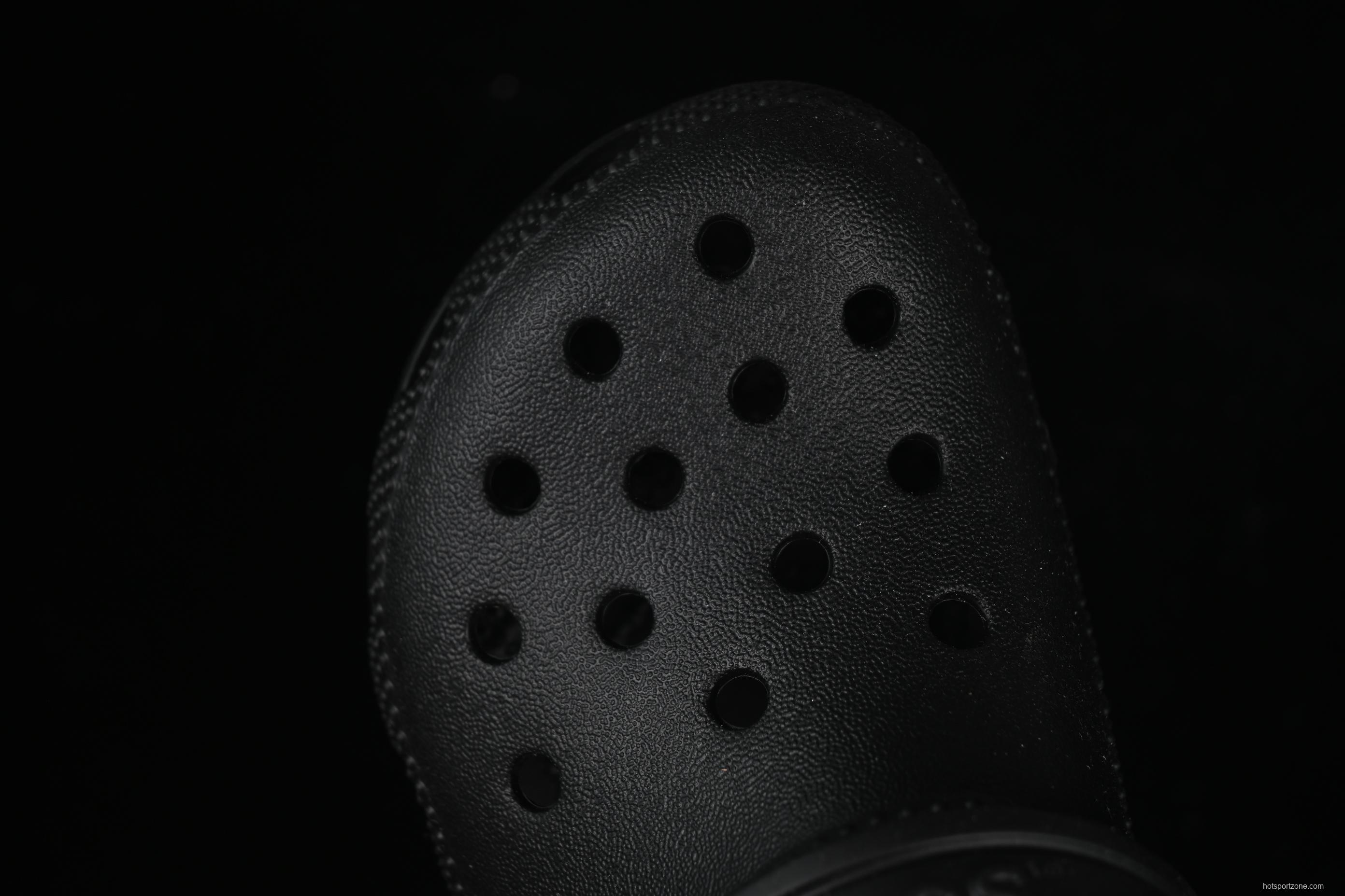 Crocs Classic Clog Kids Lightweight Slip-Resistant Comfortable Water Shoes - Classic Clog