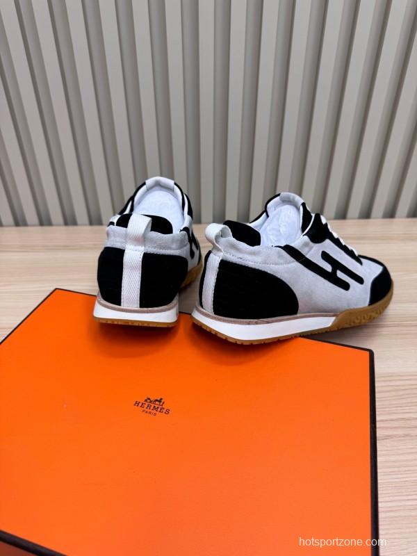2025 Unisex Hermès Black White Suede Down Fabric Sneakers Top Version KFY00300