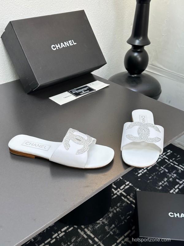 2025 Women Chanel White Leather Slippers