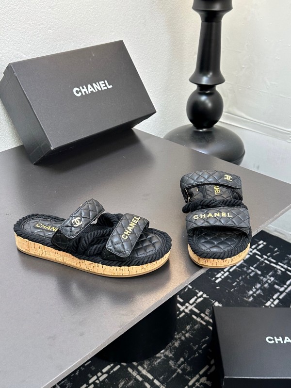 2025 Slippers Chanel Black Leather Cork Sole Sandal LY00250