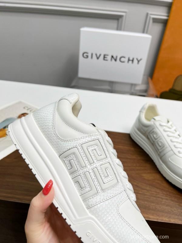 2024 Unisex Givenchy White Silk Calfskin Patent Leather Low Top Sneakers MJ00380