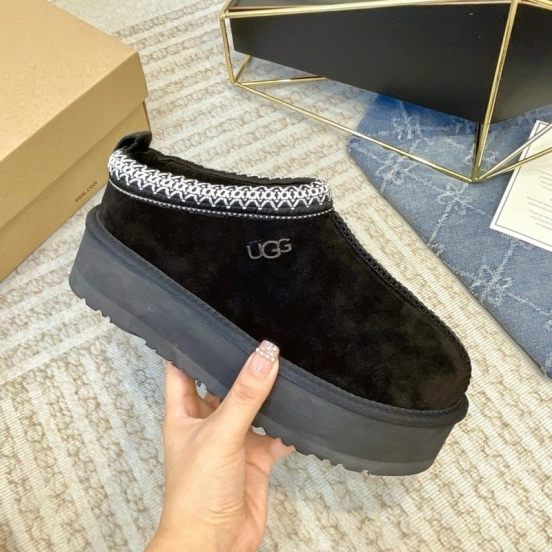 2024 Women UGG Black Suede Platform Slippers MJ00230