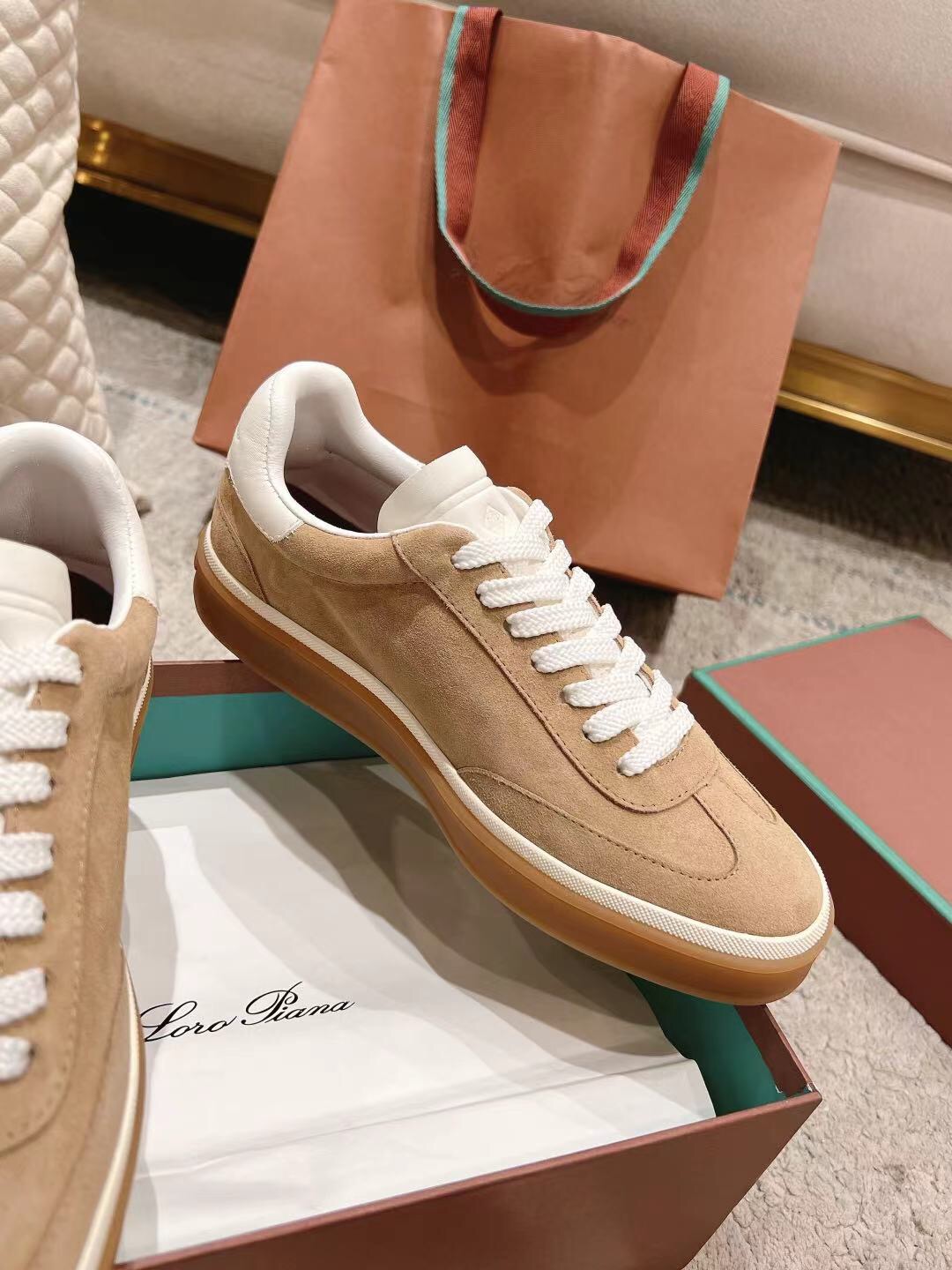 2025 Unisex Le Parmentier Beige White Soft Leather Sneakers Top Version LY00320(F)/LY00330(M)
