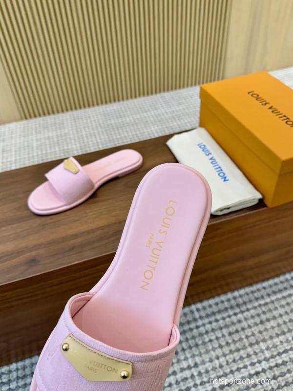 2025 Women Louis Vuitton Pink Leather Slippers LY00220