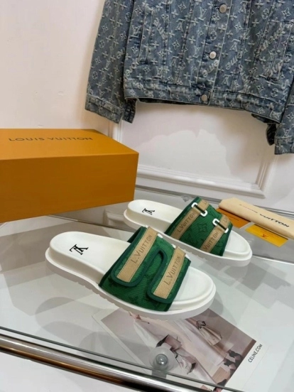 2025 Slippers Louis Vuitton Green White Canvas Slippers LY