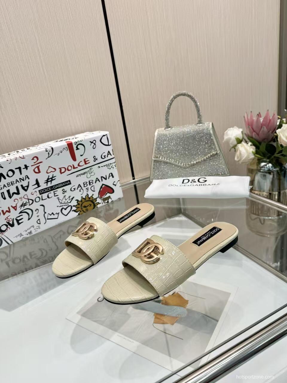 2025 Women Dolce & Gabbana Beige Leather Slippers