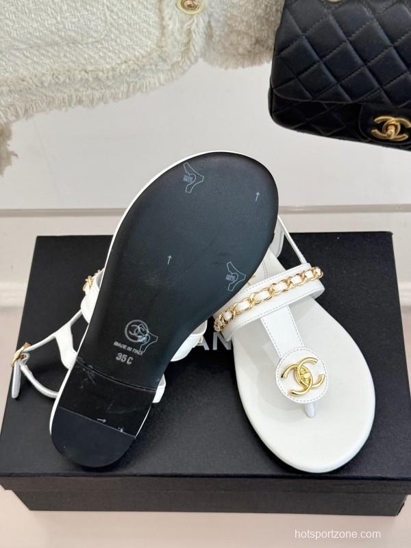 2025 Slippers Chanel White Leather Chain Strap CC Logo
