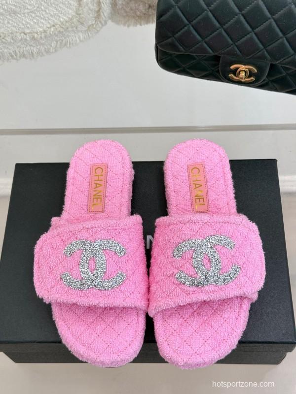 2025 Slippers Chanel Pink Terry Cloth Crystal CC Logo KFY00220