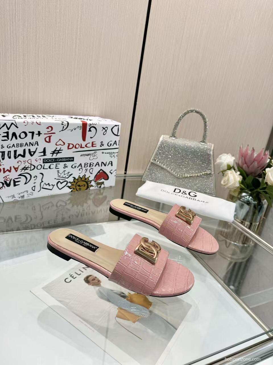 2025 Women Dolce & Gabbana Pink Leather Slippers LY00190