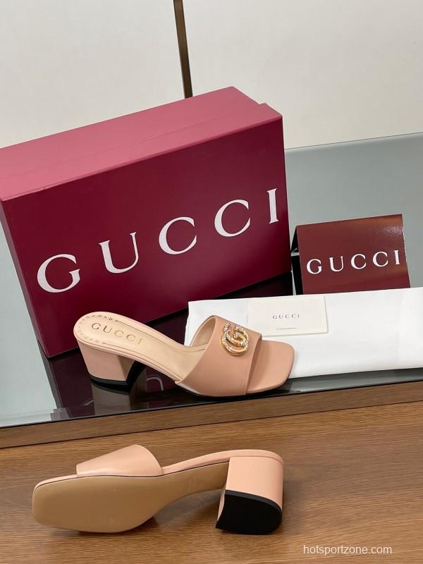 2025 Women Gucci Pink Leather Slippers GG Crystal Buckle LY00280