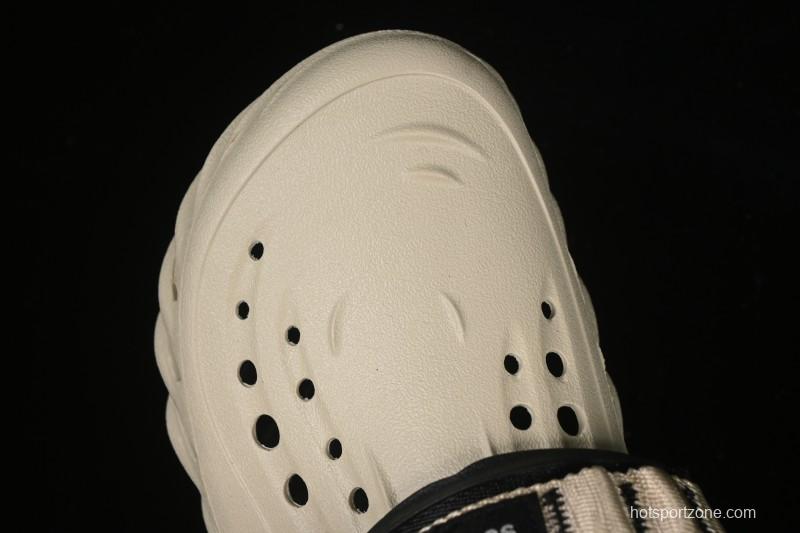 Crocs Bobs Flat Heel Closed Toe Slip-On Beach Clog Sandals