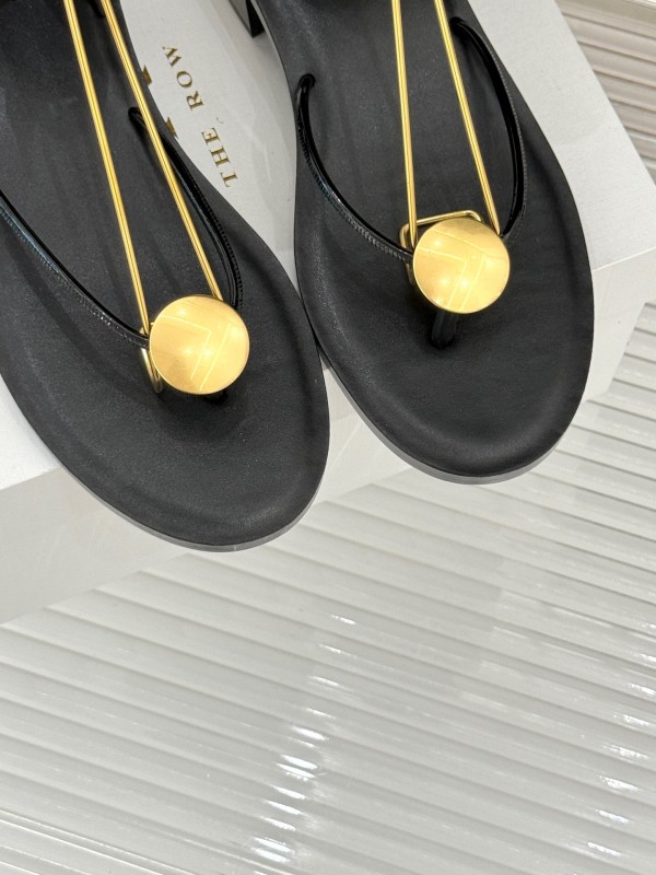 2025 Women Yves Saint Laurent Black Leather Sandal
