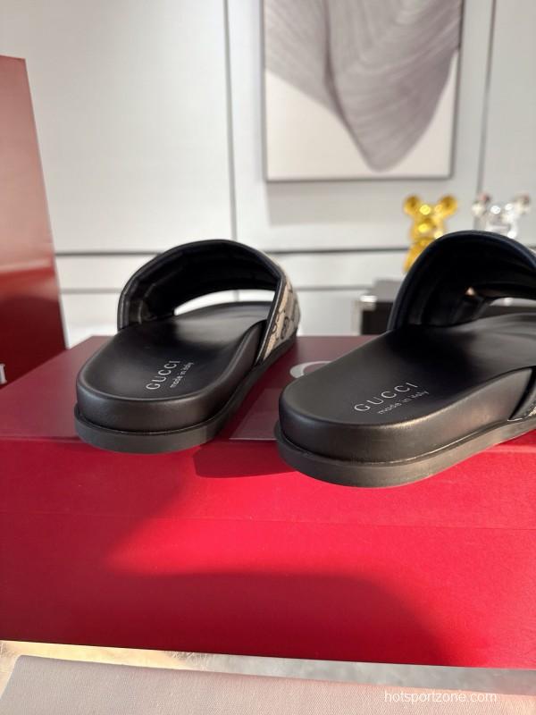 2025 Unisex Gucci Black Grey Fabric Slippers Double G Embossed AS00240