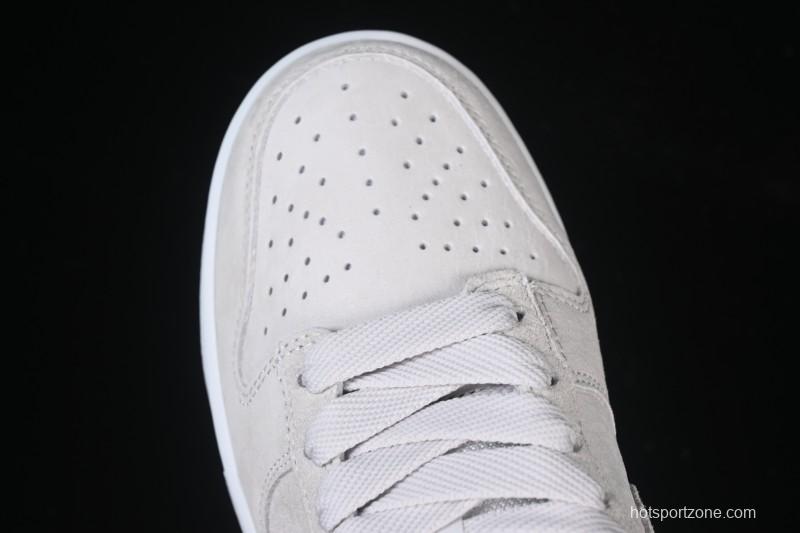 Nike SB Dunk Low Pro B Skate Shoes in Pale Ivory - HJ0367-100