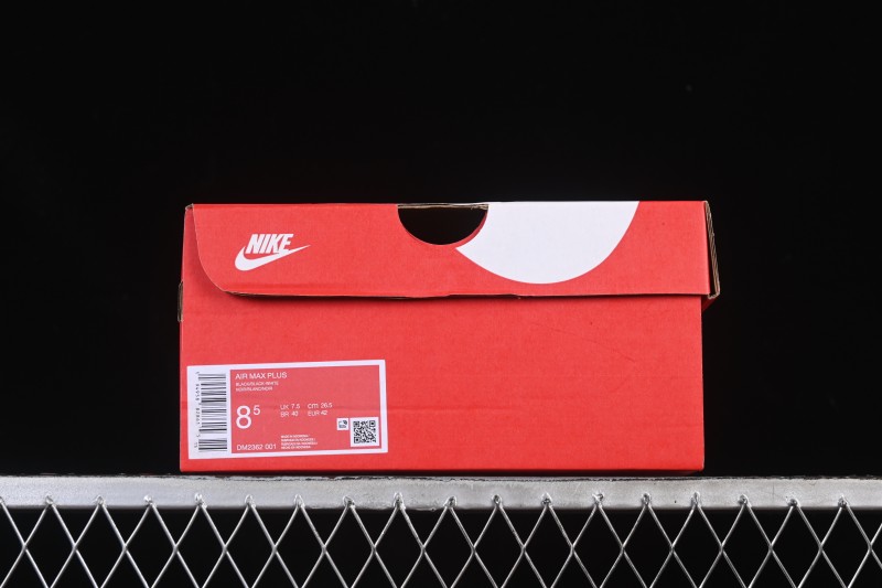 Nike Air Max Plus Retro Running Shoes with Air Cushion Technology - DM2362-001