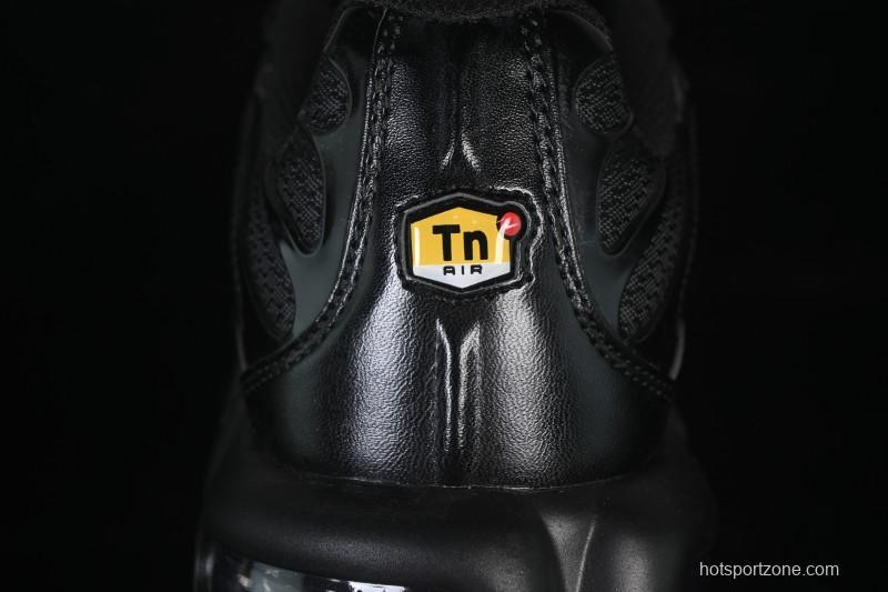 Nike Air Max Plus Retro Running Shoes with Air Cushion Technology - 604133-050