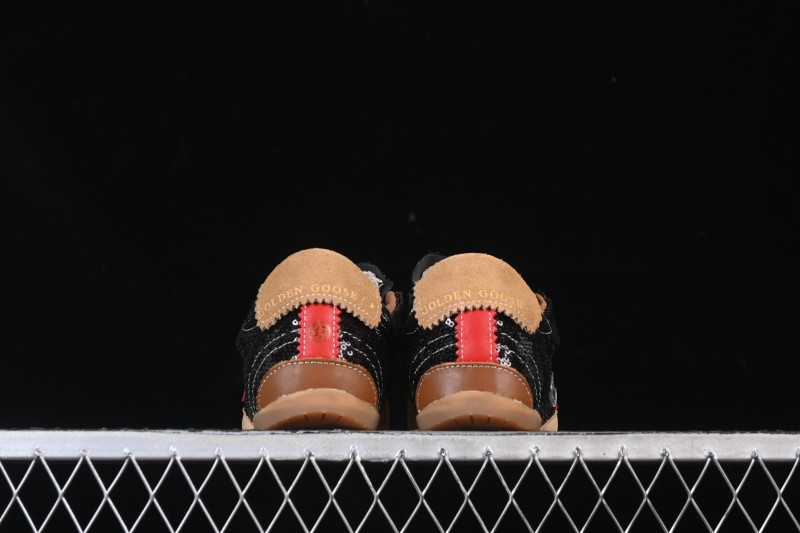 Golden Goose True Star Distressed Leather Sneakers - GGDB