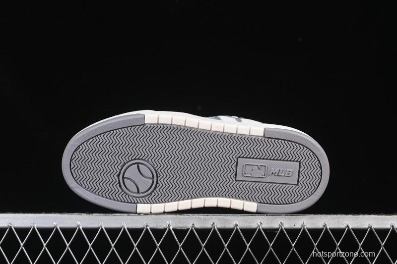 New York Yankees MLB Bigball Chunky Embroidered Monogram Platform Casual Sneakers - 3ASXE035N50CGS