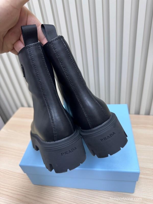 Prada Unisex Martin Boots 2025 SS Collection - LY00340