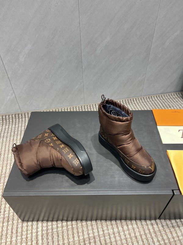Louis Vuitton Winter Snow Boots Round Toe Thick Sole - KFY00310