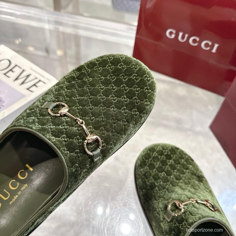 Gucci Women's Mule Shoes Velvet with Horsebit Detail - LY00240