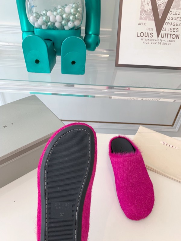 Marni 2025/SS Mule Shoes with Pony Hair Design - LY00