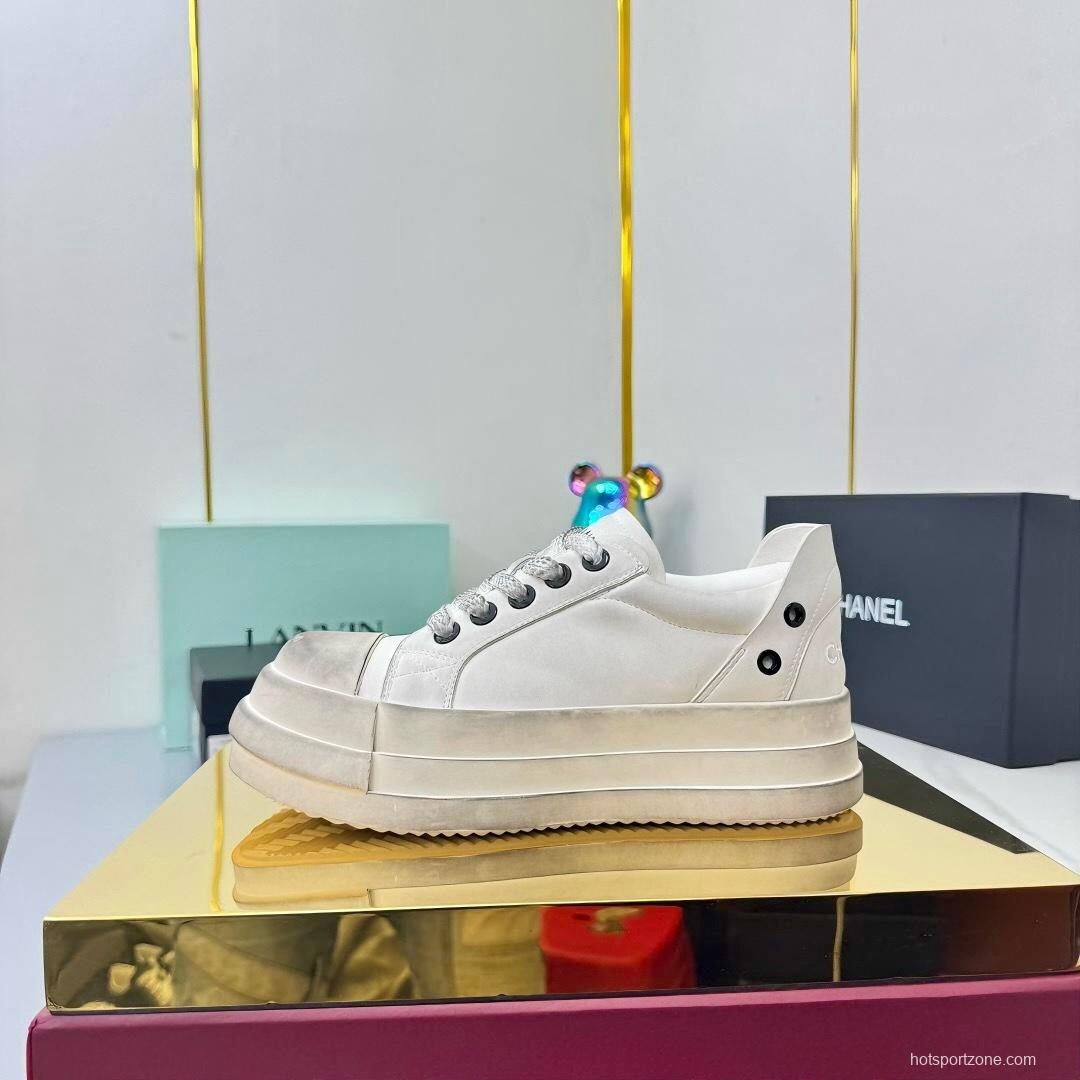 Chanel 2025 SS Classic Panda Dirty Sneakers Bread Shoes - LY00330