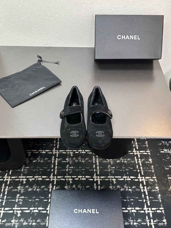 Chanel 2025 SS New French Mary Jane Flat Shoes with Fur - KFY00300