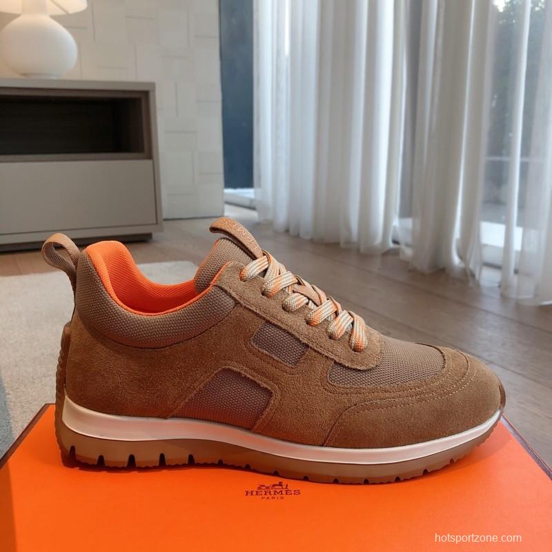 H Boot-Type Spring 2025 Early Collection Classic Chelsea Boots with British Color Blocking - AS00380