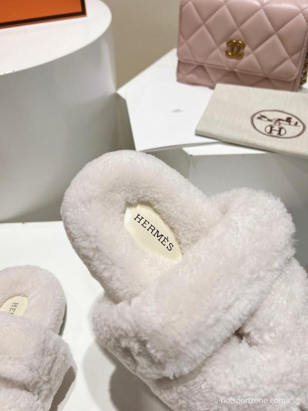 H Love Erjiu Full Wool Slippers with Slightly Curled Fur - LY00270